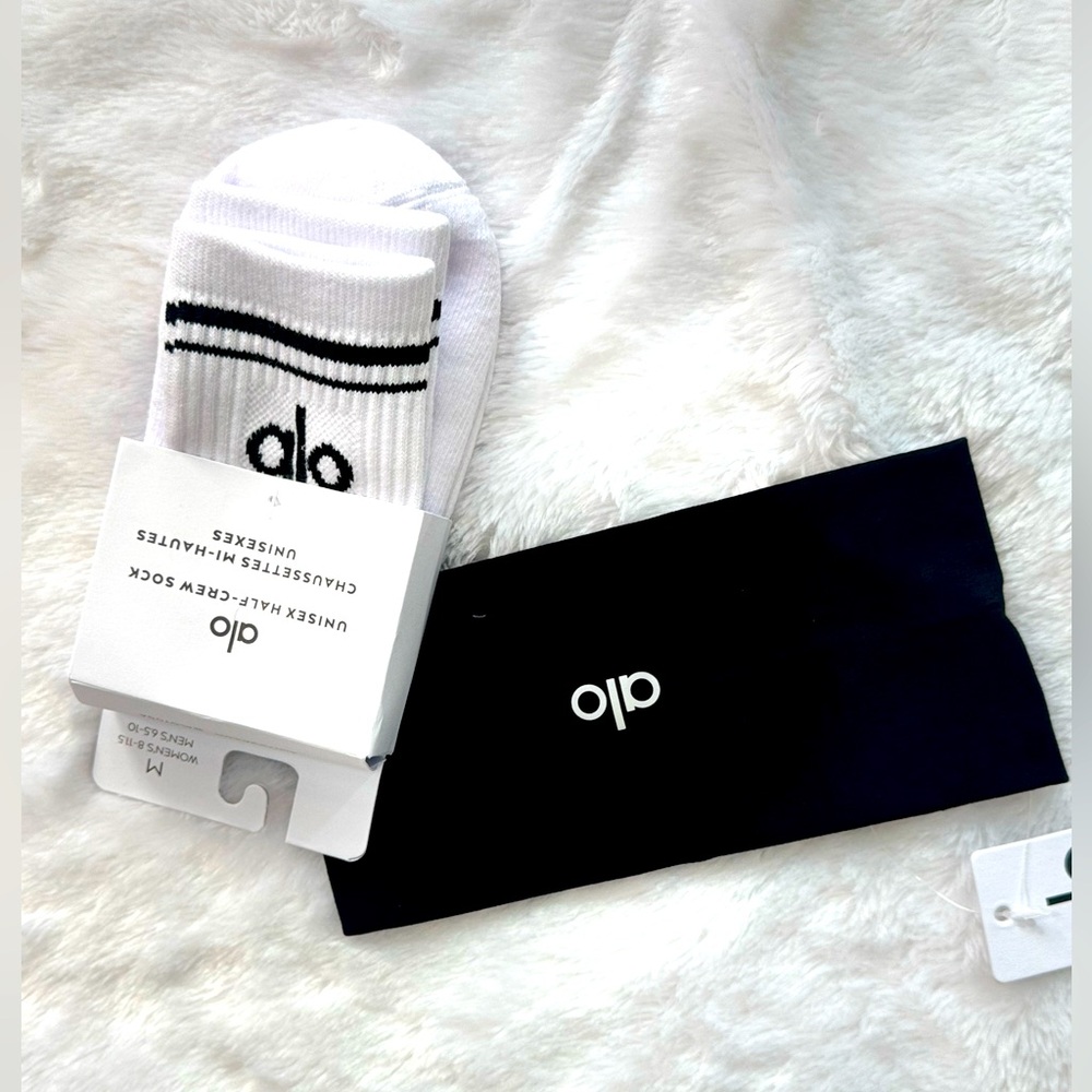 Alo headband And Socks